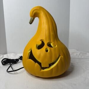 Halloween 12" Plastic Blow Mold Smiling Gourd Jack-O-Lantern Lighted Pumpkin